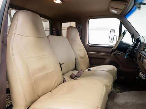 Used 1997 Ford F250 XL HD image 17