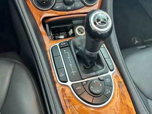 Used 2005 Mercedes-Benz SL 500 image 22