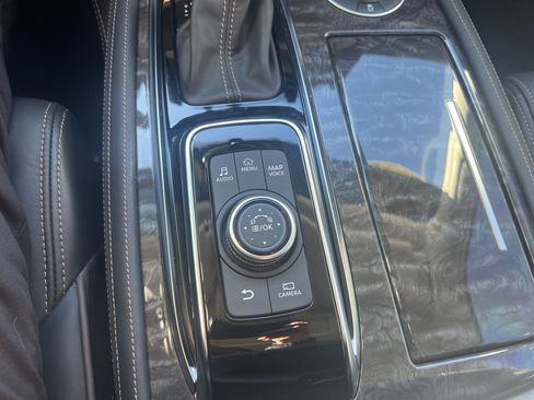 Certified 2024 Nissan Armada Platinum w/ Captain's Chairs Package image 20