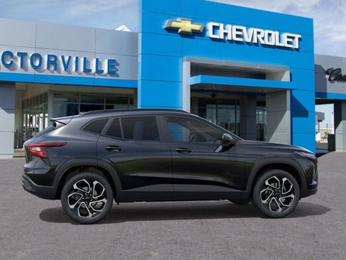 New 2026 Chevrolet Trax RS w/ Driver Confidence Package image 5