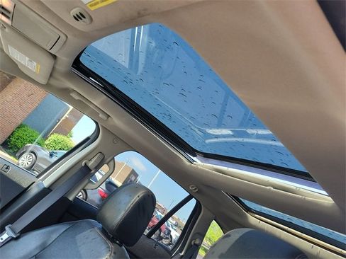 Used 2014 Ford Edge Limited w/ Equipment Group 301A FWD image 24