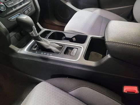 Used 2017 Ford Escape SE FWD image 26