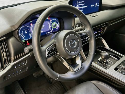 Used 2024 MAZDA CX-90 Plug-In Hybrid w/ Premium Plus AWD/4WD image 18