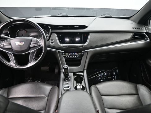 Used 2021 Cadillac XT5 Premium Luxury image 24