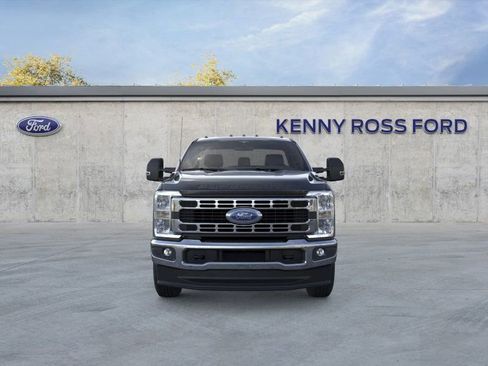 New 2025 Ford F250 XLT image 6