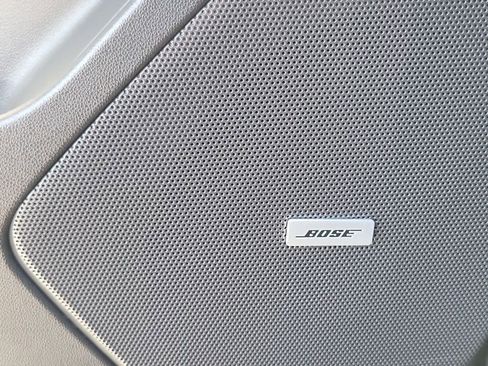 Used 2025 Cadillac XT6 Sport w/ Technology Package image 25