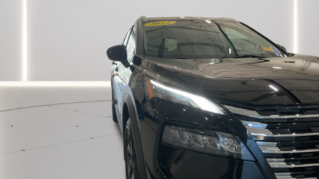 Used 2024 Nissan Rogue SV w/ SV Premium Package AWD/4WD image 31
