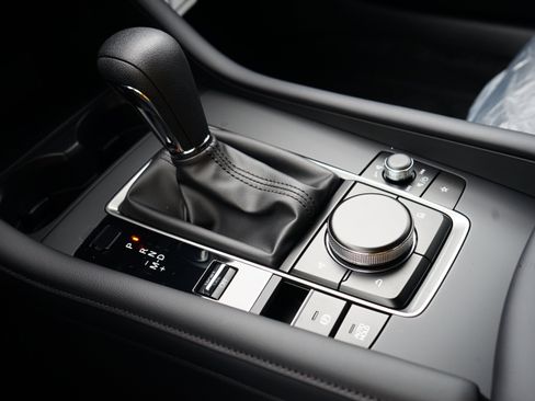 New 2026 MAZDA MAZDA3 s FWD image 22