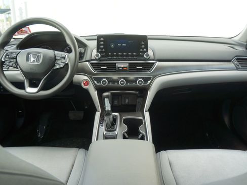 Used 2019 Honda Accord LX image 30
