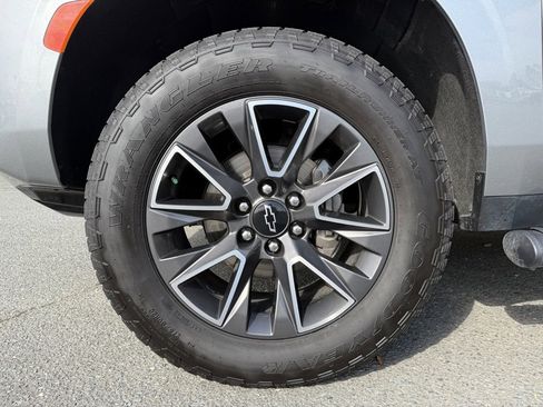 Certified 2023 Chevrolet Tahoe Z71 w/ Luxury Package image 13