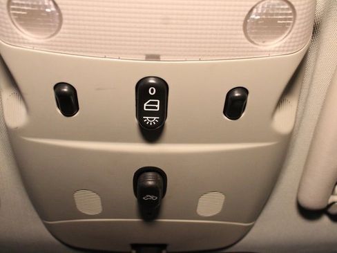 Used 2008 Saab 9-3 2.0T w/ Moonroof Package image 24