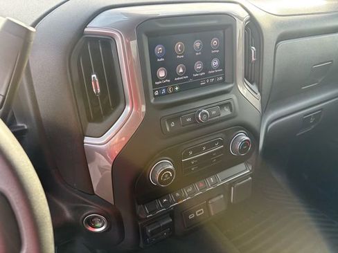 Used 2025 Chevrolet Silverado 1500 Custom image 10