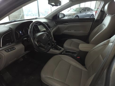 Used 2017 Hyundai Elantra Limited FWD image 15