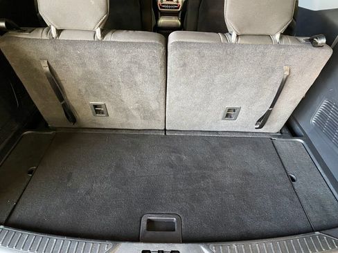 Used 2023 Ford Explorer XLT w/ Class IV Trailer Tow Package image 19