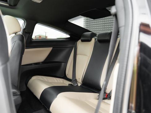 Used 2017 Honda Civic EX-L image 23