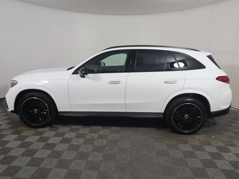 New 2026 Mercedes-Benz GLC 300 image 2