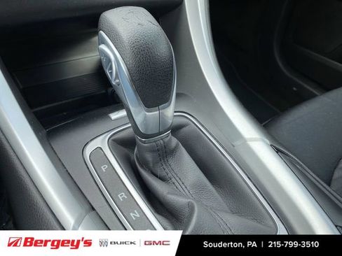 Used 2016 Ford Fusion SE image 18