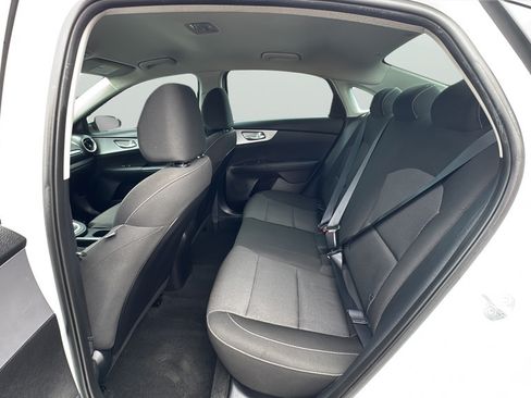 Used 2023 Kia Forte LX FWD image 33