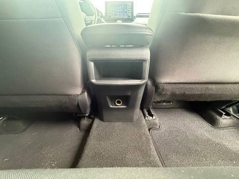 Used 2021 Toyota RAV4 LE w/ Carpet Mat Package (TMS) FWD image 10
