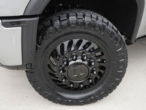 Used 2026 GMC Sierra 3500 Denali Ultimate AWD/4WD image 31