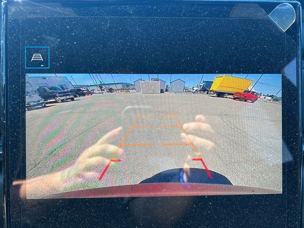 New 2026 GMC Terrain AT4 w/ LPO, Black Badging Package AWD/4WD image 13