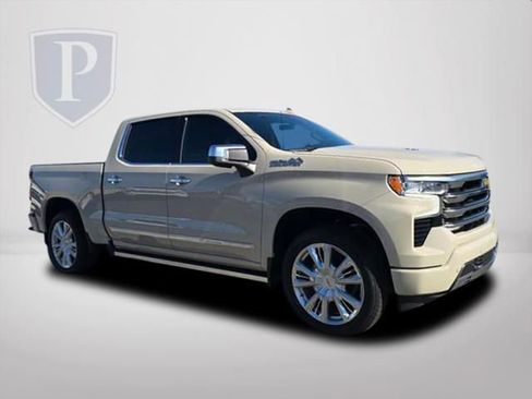 New 2026 Chevrolet Silverado 1500 High Country image 2