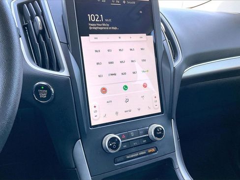 Certified 2022 Ford Edge SEL w/ Convenience Package image 26