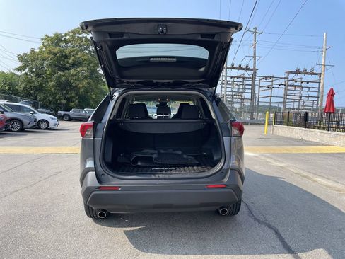 Used 2019 Toyota RAV4 LE w/ All Weather Liner Package AWD/4WD image 13