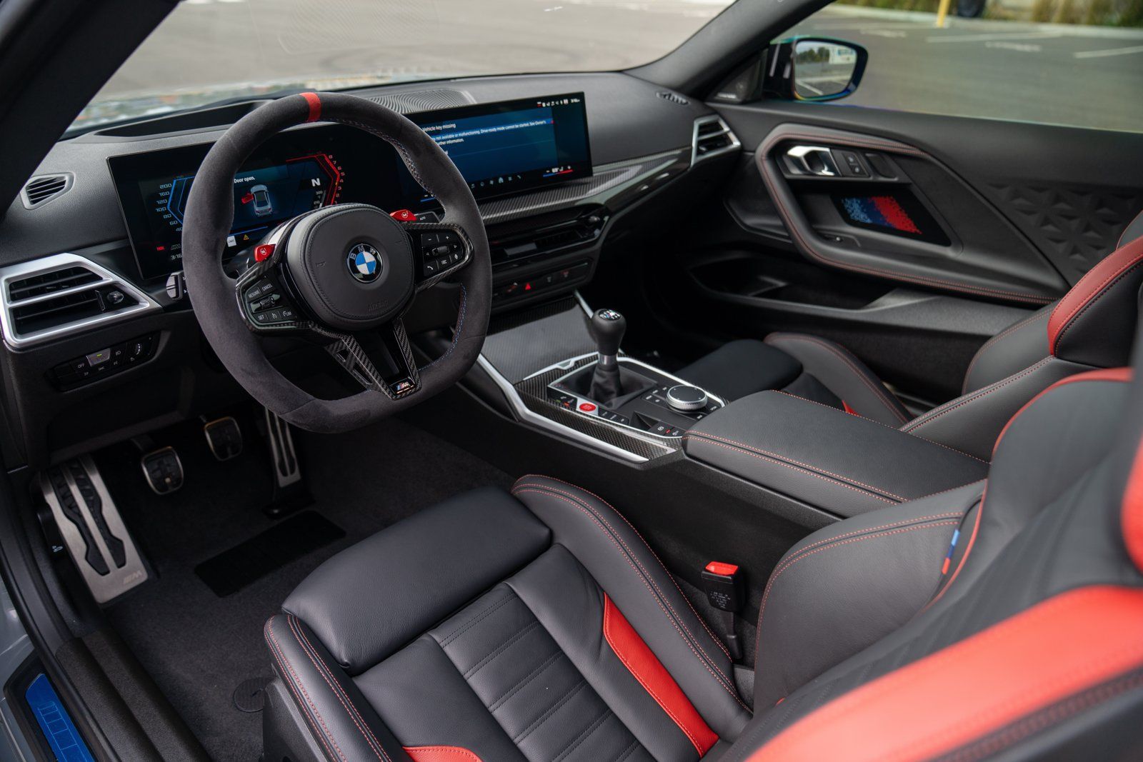 Used 2026 BMW M2 w/ Lighting Package RWD image 4