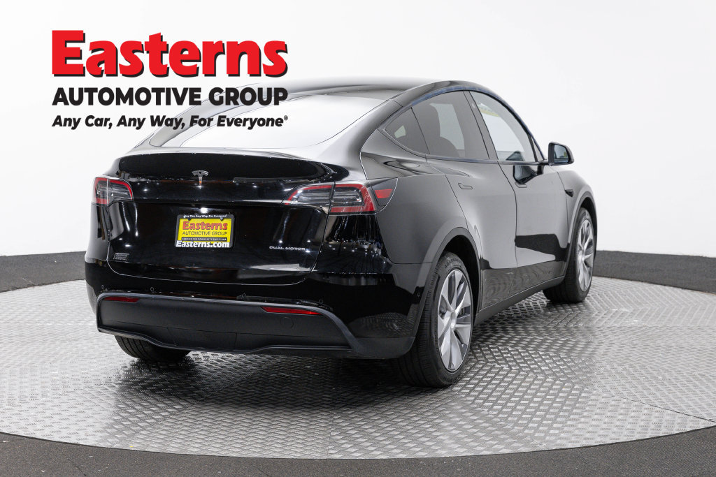 Used 2022 Tesla Model Y Long Range AWD/4WD image 6