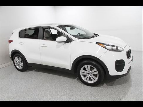 Used 2017 Kia Sportage LX FWD image 1
