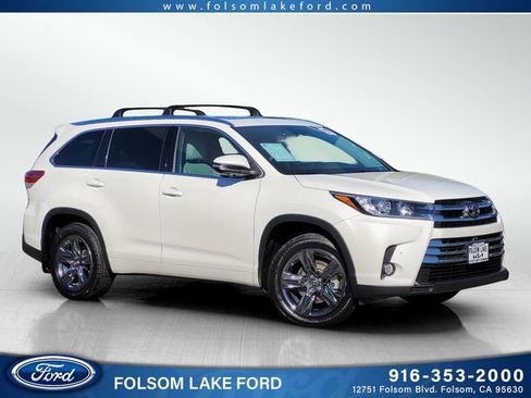 Used 2017 Toyota Highlander Limited Platinum AWD/4WD image 1