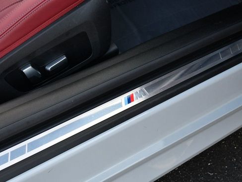 Used 2023 BMW M440i Convertible w/ Premium Package image 80