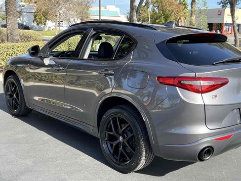 Used 2020 Alfa Romeo Stelvio Ti w/ Nero Edizione image 31