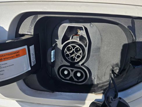 Used 2022 Kia Niro EX w/ Cold Weather Package image 25