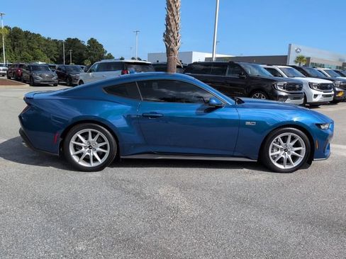 Used 2024 Ford Mustang GT Premium RWD image 3