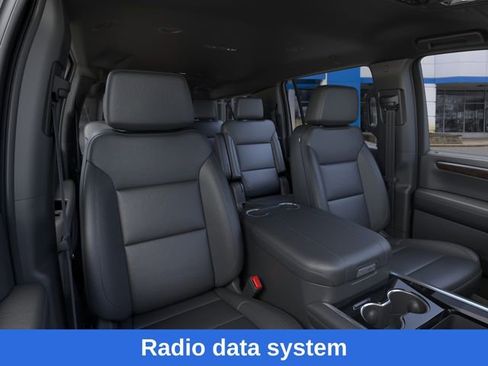 New 2026 Chevrolet Suburban LT w/ Comfort Package AWD/4WD image 17