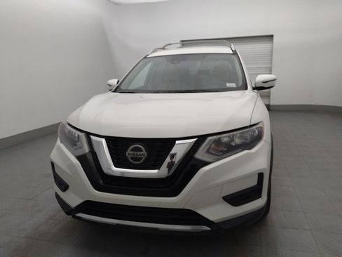 Used 2020 Nissan Rogue SV FWD image 15