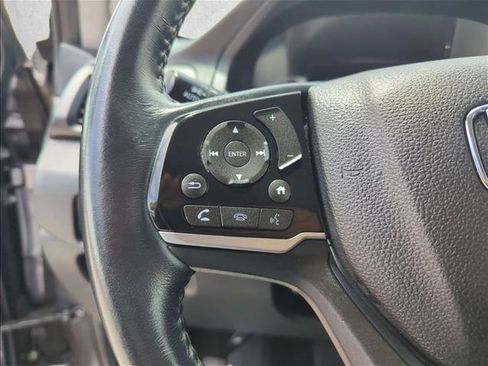 Used 2022 Honda Pilot Touring image 19