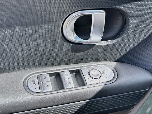 Used 2024 Hyundai Ioniq 5 SE RWD image 3