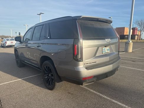 Used 2021 Cadillac Escalade Sport Platinum w/ LPO, ONYX Package AWD/4WD image 4
