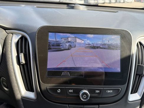 Used 2023 Chevrolet Malibu LT image 24