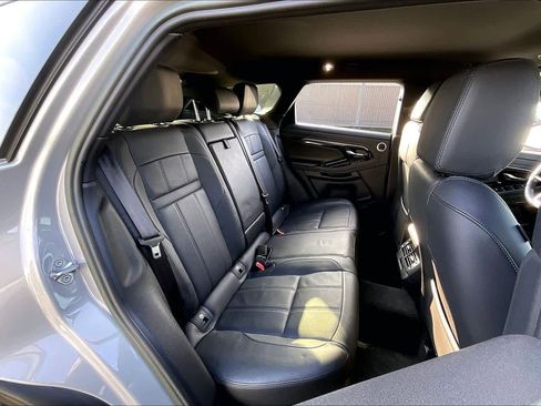 Used 2023 Land Rover Range Rover Evoque R-Dynamic SE image 30