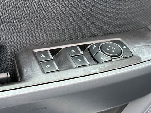 Used 2023 Ford F150 XLT image 11