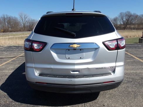 Used 2016 Chevrolet Traverse LT image 37