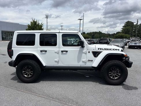 Used 2024 Jeep Wrangler Unlimited Rubicon 392 AWD/4WD image 5