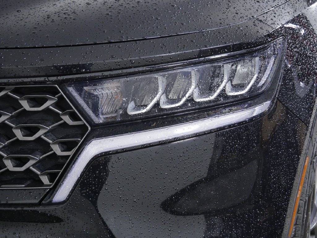 Used 2021 Kia Sorento EX w/ EX AWD X-Line Package image 15