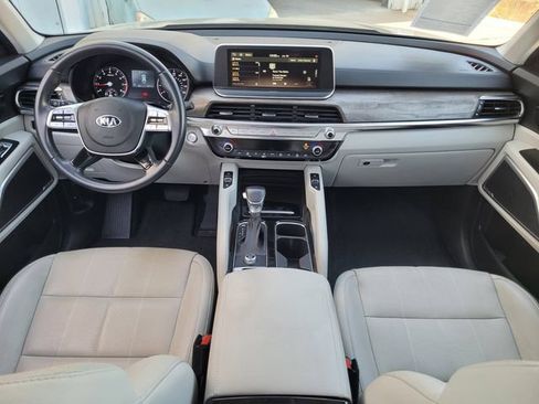 Used 2020 Kia Telluride EX w/ EX Premium Package FWD image 16