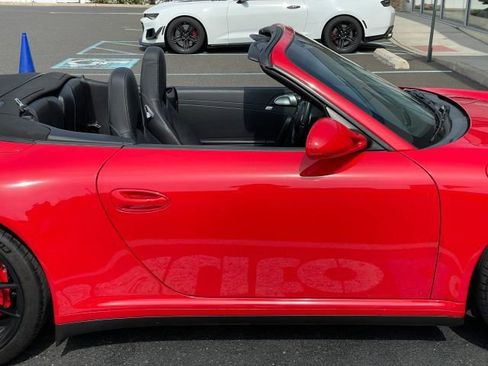 Used 2012 Porsche 911 Carrera 4S image 21