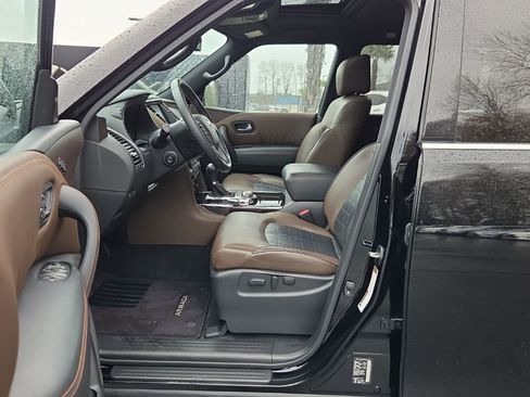 Used 2020 Nissan Armada Platinum w/ Platinum Reserve Package image 4